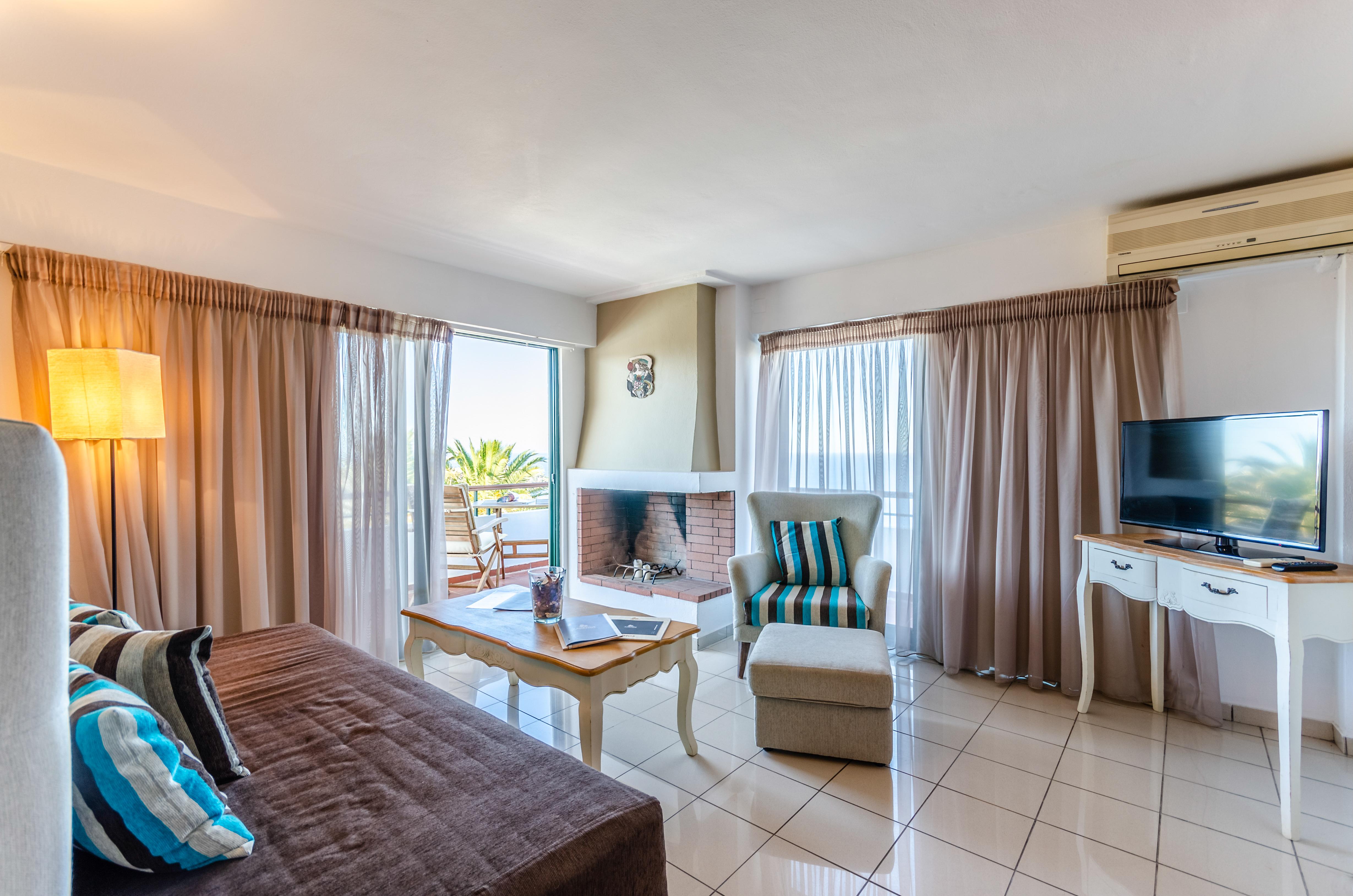 Pela Mare Hotel Agia Pelagia Dış mekan fotoğraf