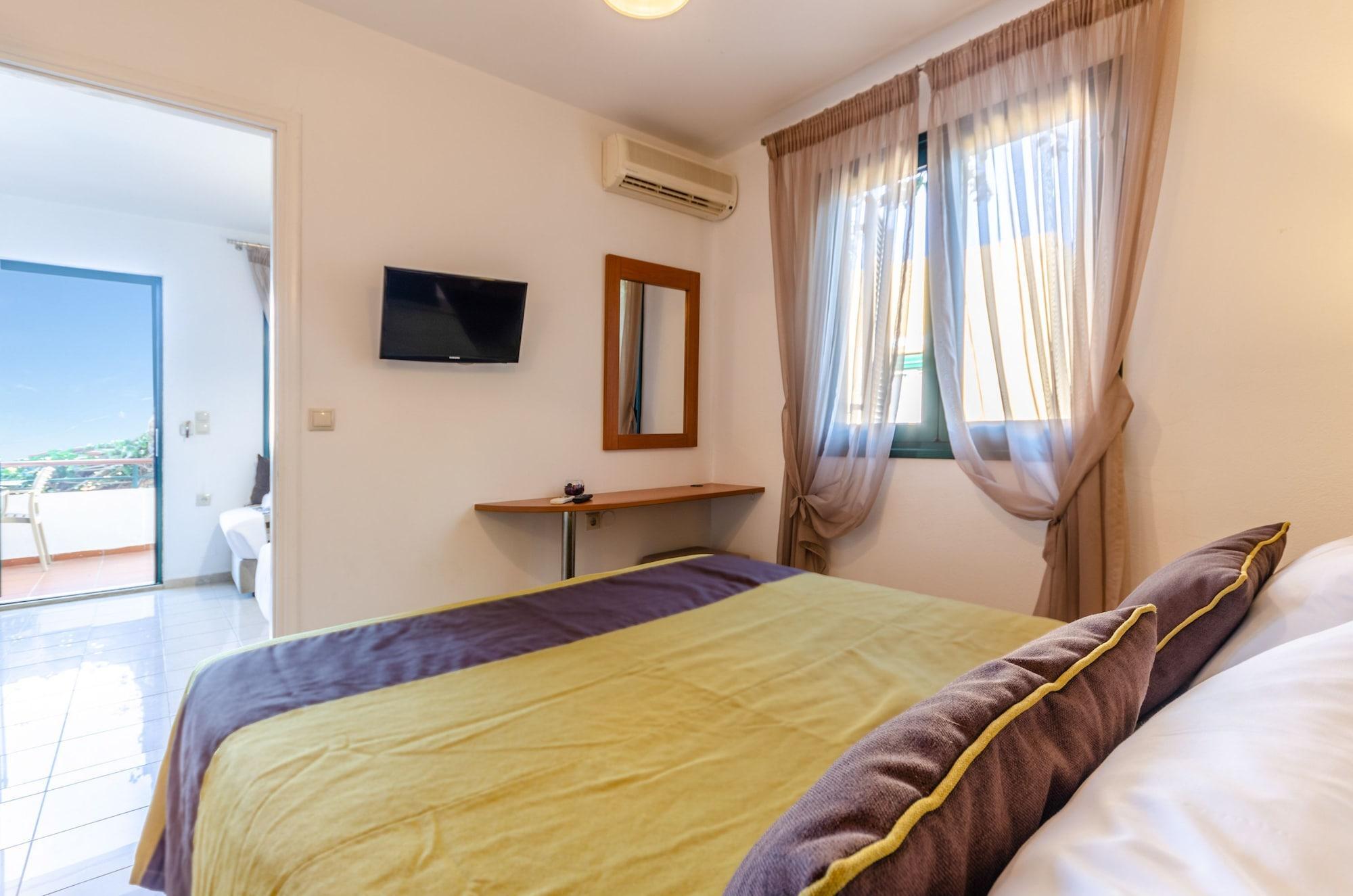 Pela Mare Hotel Agia Pelagia Dış mekan fotoğraf