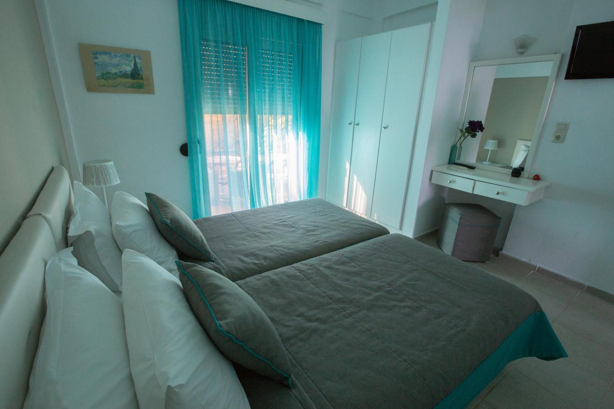 Pela Mare Hotel Agia Pelagia Dış mekan fotoğraf
